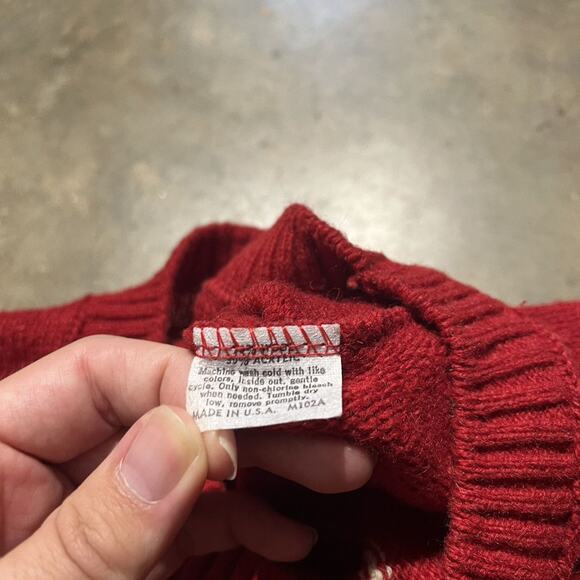 Vintage 80s Unbranded Red Striped Wool Knit Sweater - Picture 3 of 3